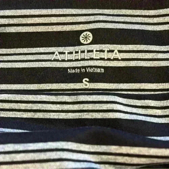 Athleta Chaturanga Striped Capri Body Cropped Leggings S black & gray - Picture 4 of 6